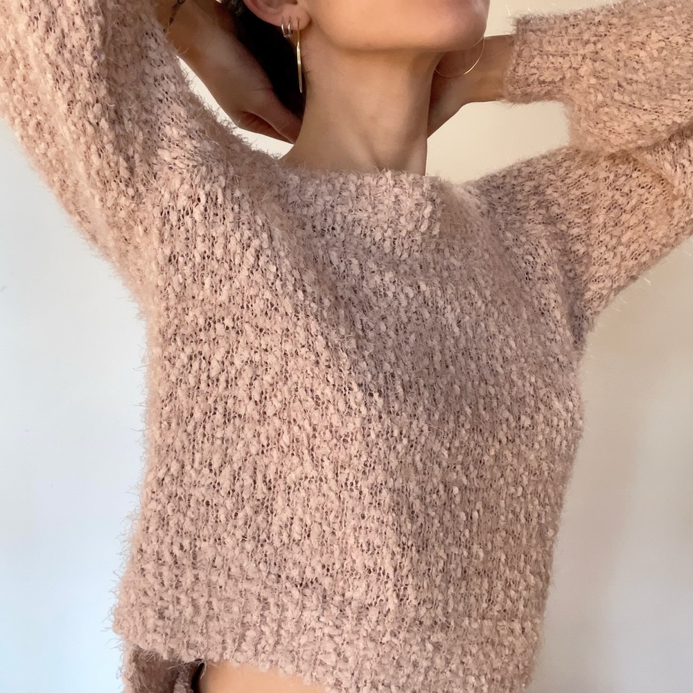 Off shoulder sweater - Picture 3 of 8